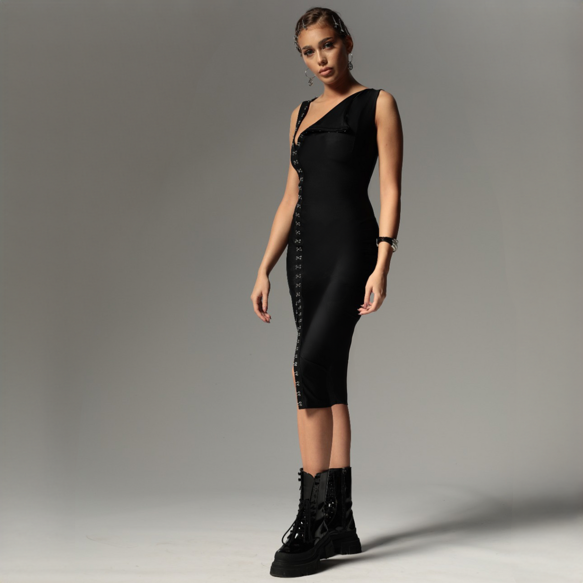 Rochie neagra din lycra cu copci metalice Alma - Tratamente pentru par Lenjerie sexy