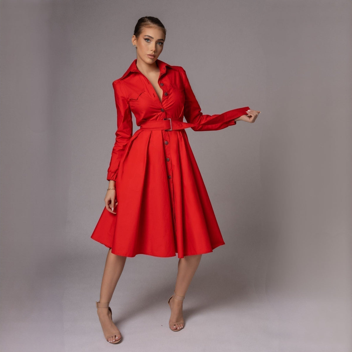 Rochie roșie tip cămașă Carolina D cu fustă midi plisată