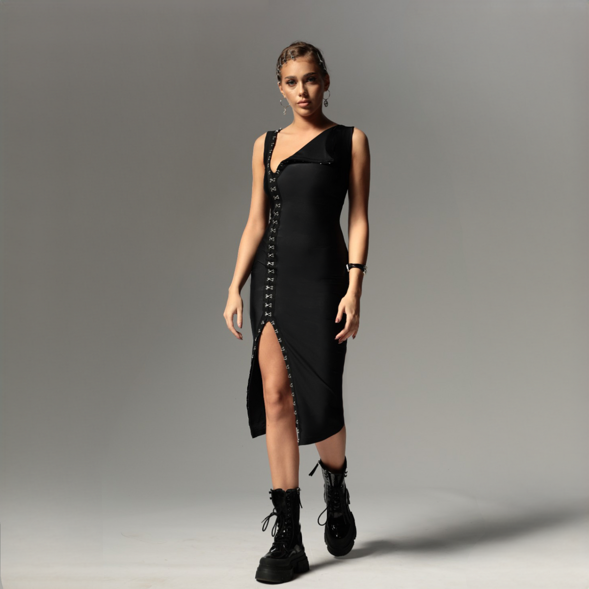Rochie neagra din lycra cu copci metalice Alma - Tratamente pentru par Lenjerie sexy