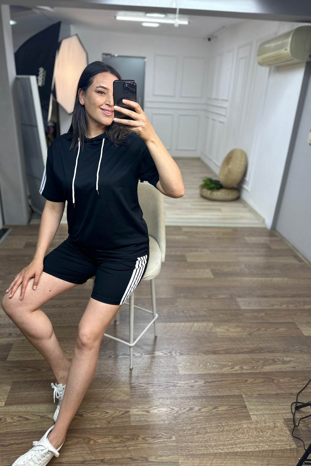 Trening dama marimi mari cu dungi si pantaloni scurti - Tratamente pentru par Lenjerie sexy