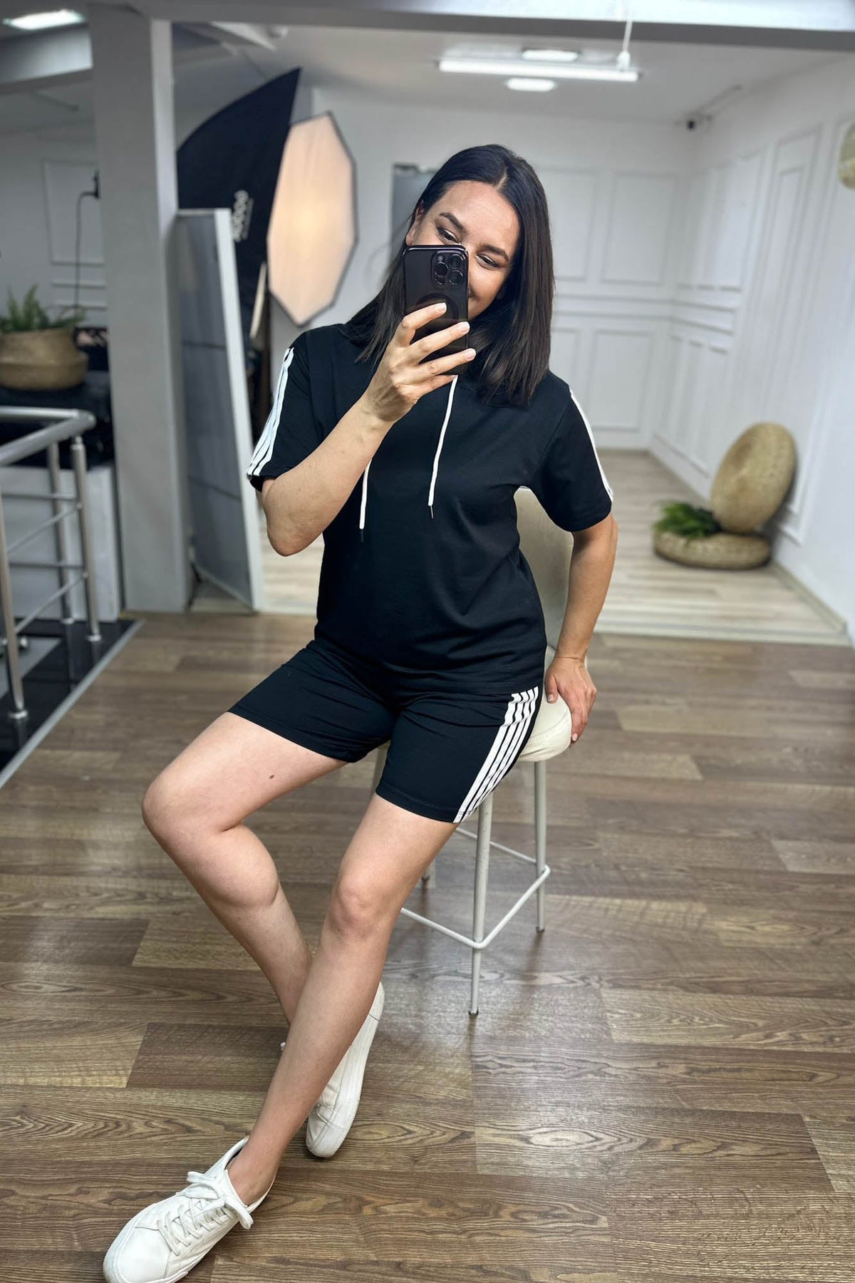 Trening dama marimi mari cu dungi si pantaloni scurti - Tratamente pentru par Lenjerie sexy