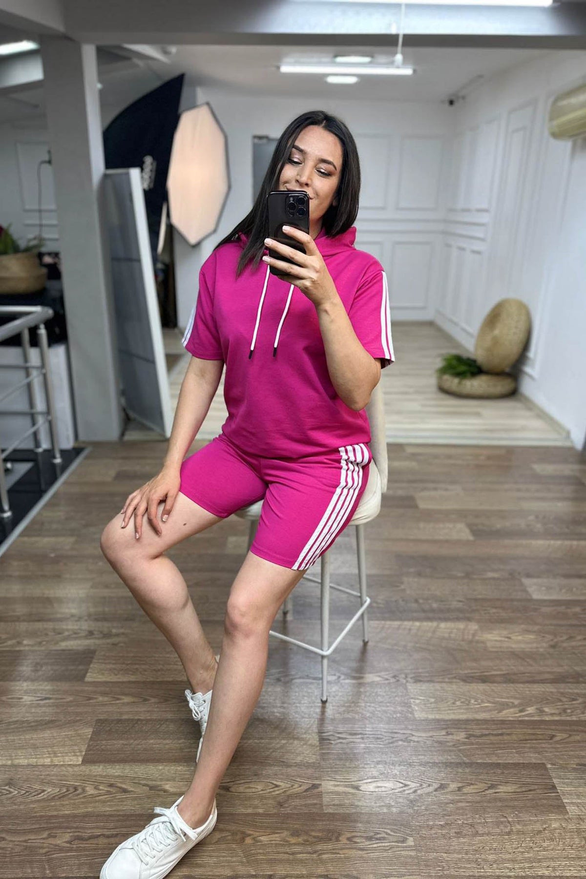 Trening dama marimi mari cu dungi si pantaloni scurti - Tratamente pentru par Lenjerie sexy