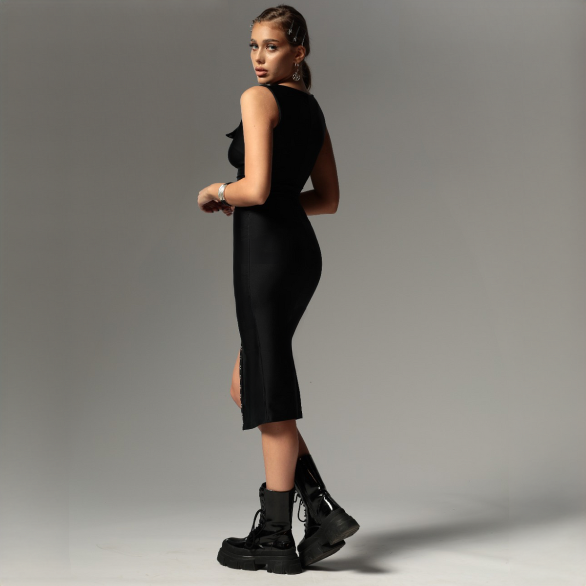 Rochie neagra din lycra cu copci metalice Alma - Tratamente pentru par Lenjerie sexy