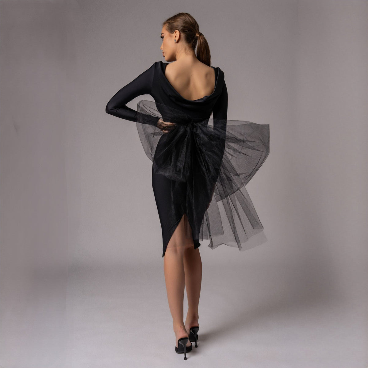 Rochie neagra midi cu funda supradimensionata din tulle Celine - Tratamente pentru par Lenjerie sexy