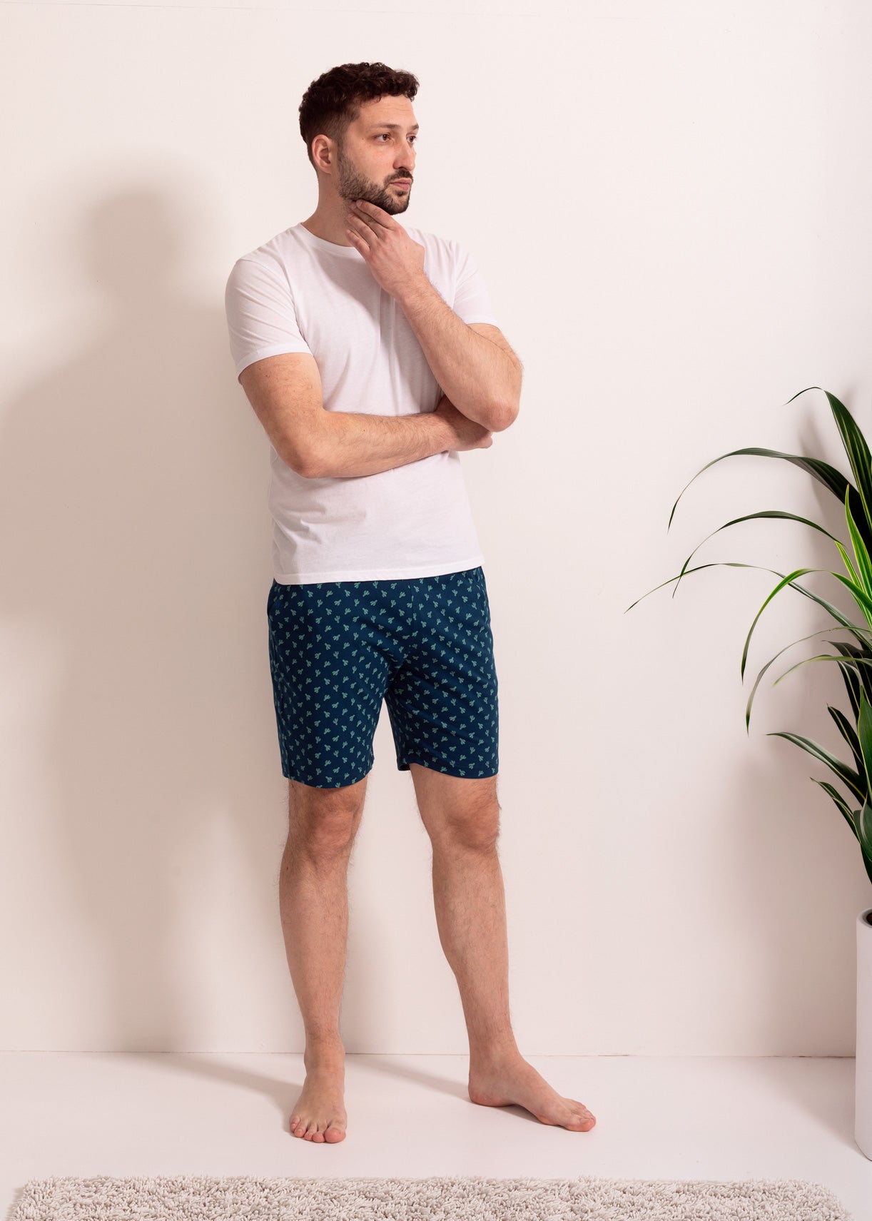 Pantaloni scurți bărbați – pantaloni comozi cu elastic și șnur în talie, cu buzunare laterale