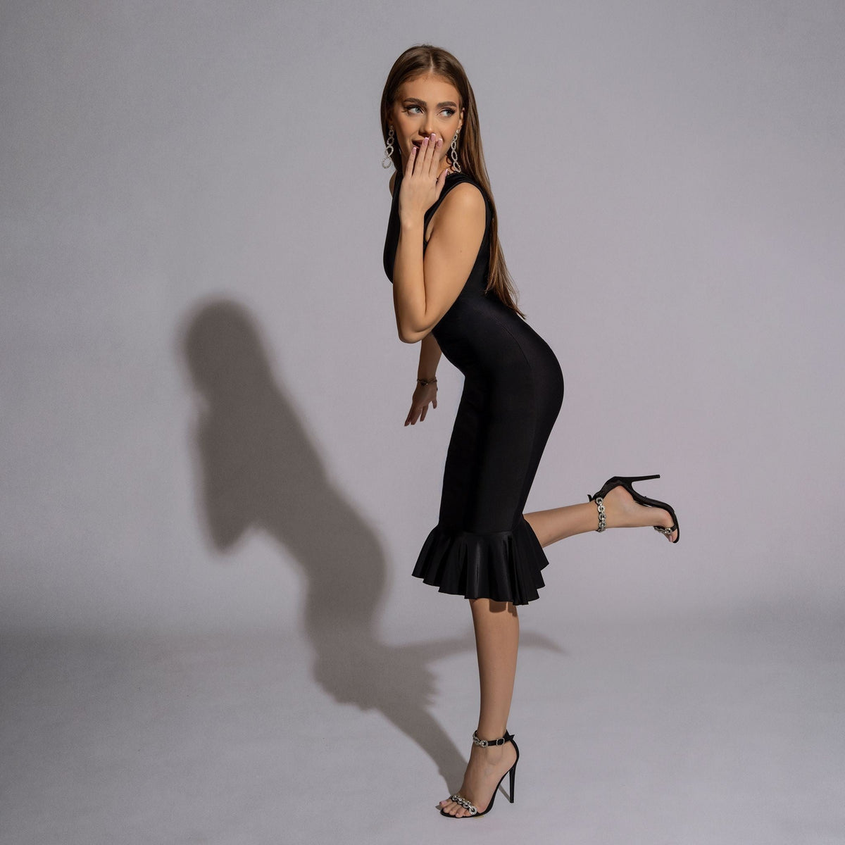 Rochie midi din lycra cu volan si spate gol cu snur Killing Dress - Tratamente pentru par Lenjerie sexy